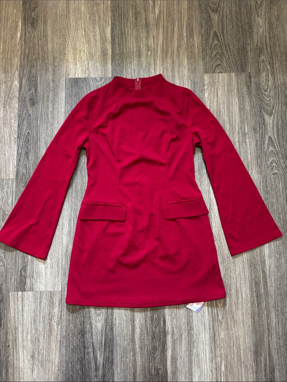 Women's Red Long-Sleeve Shift Dress